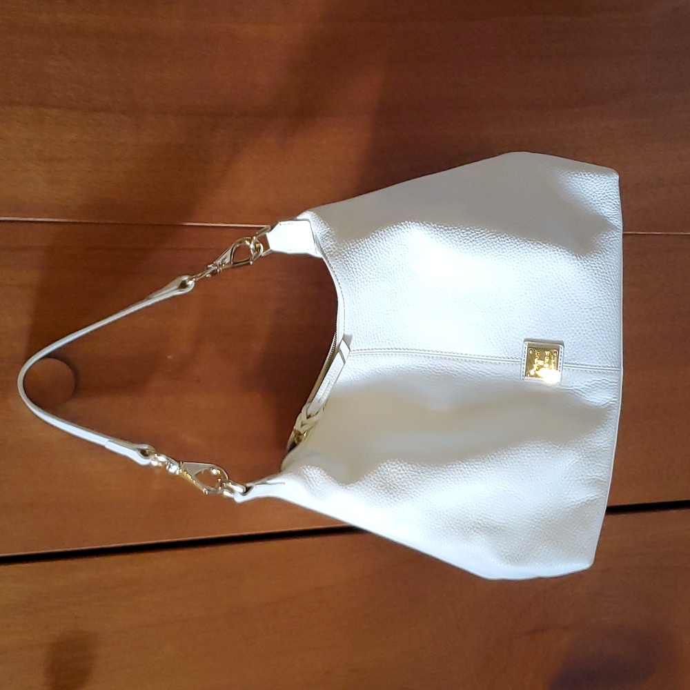 Dooney and Bourke tote